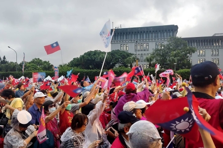 不同意罷免7月25日選前之夜